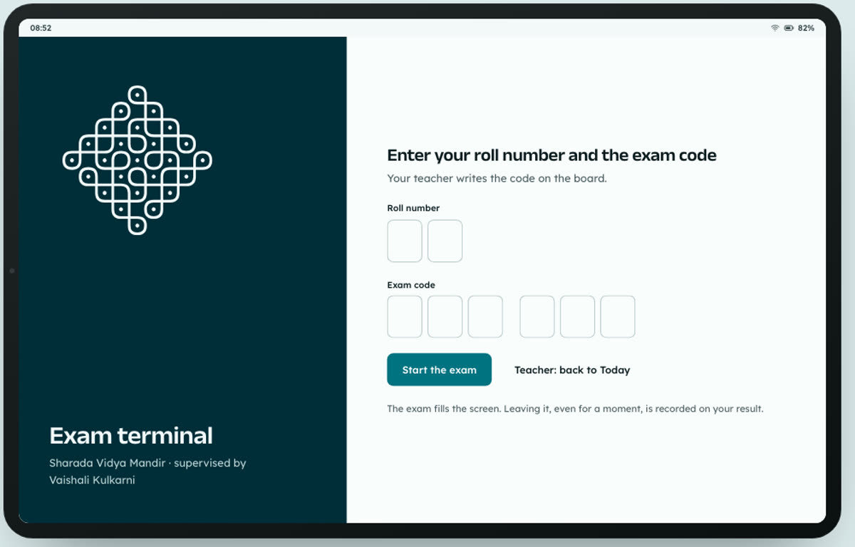 A timed multiple-choice question with four answer bubbles and a question map